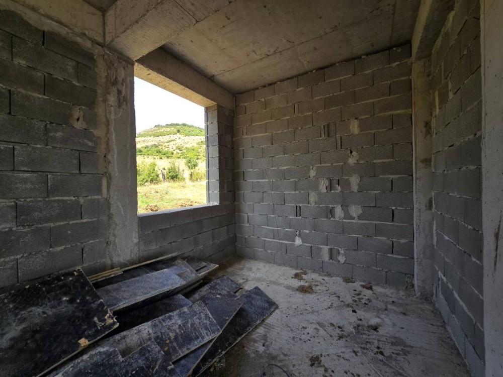 იყიდება 7 ოთახიანი აგარაკი მცხეთაში